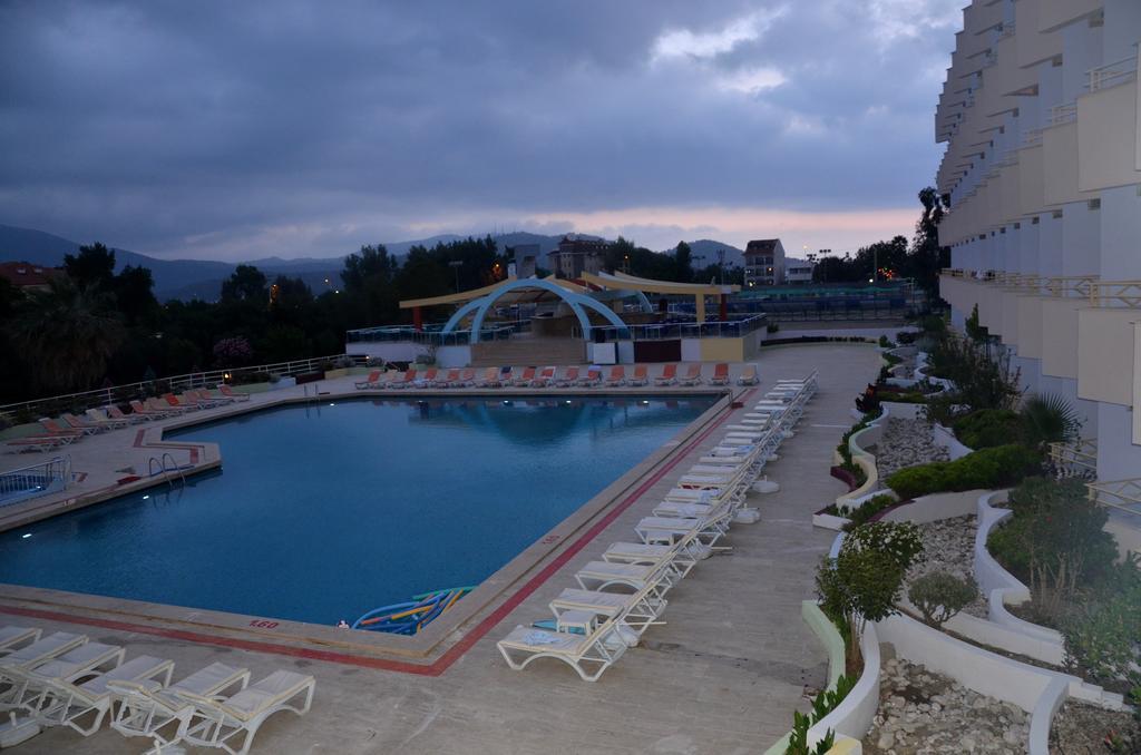 Orient Resort Hotel Fethiye Zewnętrze zdjęcie